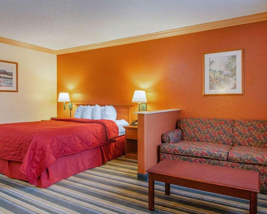 Quality Inn & Suites Medford Airport חדר תמונה
