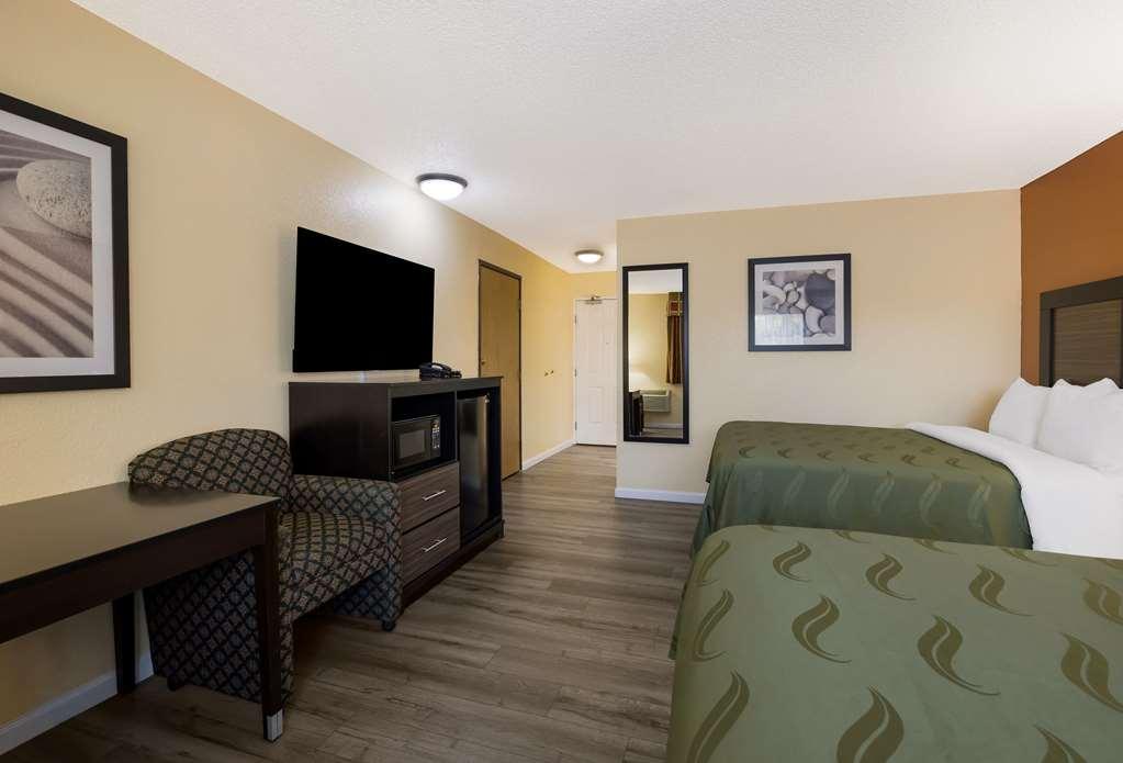 Quality Inn & Suites Medford Airport חדר תמונה